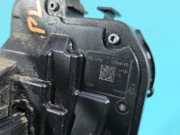 Zamek przód lewy E01948-105 Ford Focus Mk4 EUROPA Producent części: FORD, 4+2piny