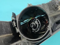 Reflektor prawy lampa przód Peugeot 407 EUROPA