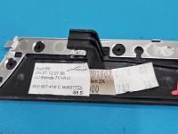 Listwa dekor deski AUDI A4 B8 8K0863305K, 8K0867420C Europejska, uszkodzone mocowanie, uszczerbane