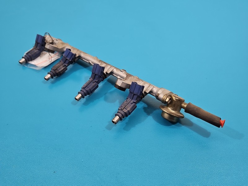 Wtryskiwacz Toyota Yaris I 0280156067, 23250-0J010 1.0 vvti