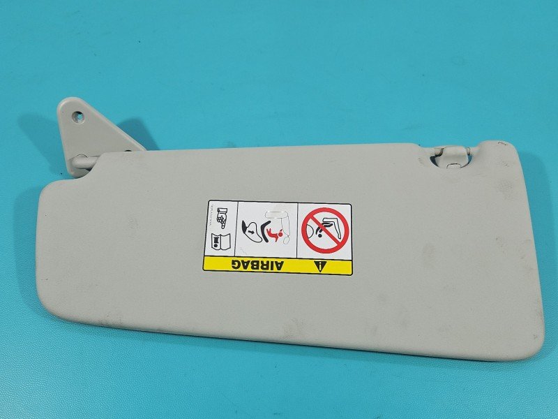 Przesłonka prawa Land rover Discovery Sport 14- L550 DASZEK osłona przeciwsłoneczna Przesłonka prawa Land rover Discovery Sport 14- L550 DASZEK osłona przeciwsłoneczna