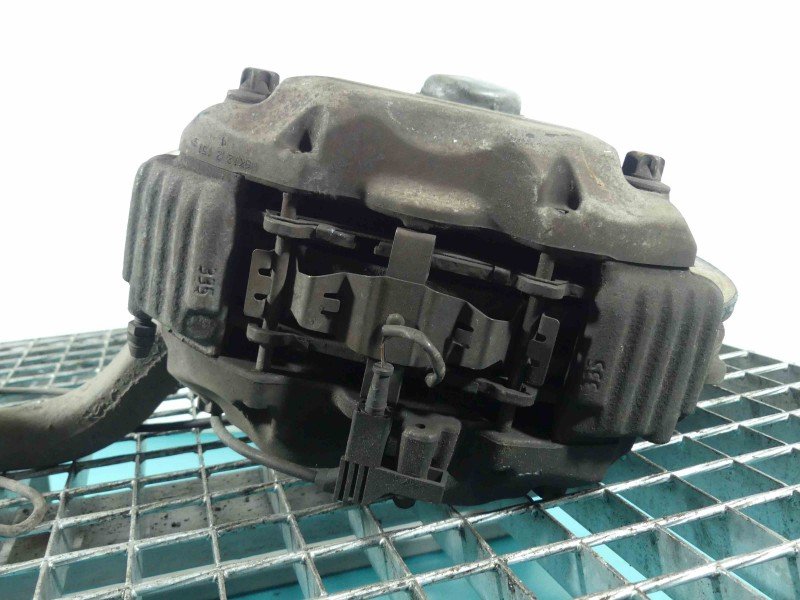 Zacisk przód prawy Mercedes W221 3.0 cdi