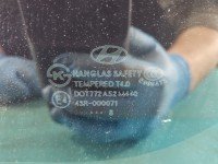 Szyba drzwi tył lewa hyundai H1 II HB