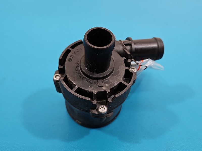 Pompka obiegu wody pompa Renault Clio V 19- 1.0 TCe 0392023219