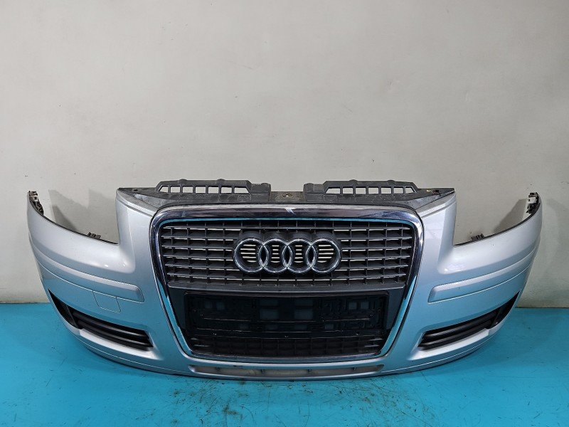 Zderzak przód Audi A3 8P srebrny X7W Zderzak przód Audi A3 8P srebrny X7W