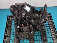Skrzynia biegów 979897 Hyundai Trajet 2.0 16V