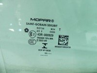 Szyba drzwi przód prawa Jeep Renegade 14- HB