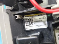Lampa kabiny lampka Skoda Octavia IV 5E3868837