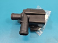 Pompka obiegu wody pompa Audi A4 B9 2.0 TFSI 06H121601N