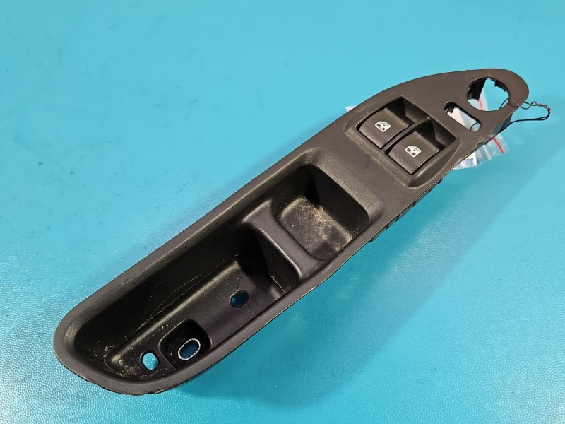 Przełącznik szyb Fiat Tipo II 15- samych szyb EU 735626580