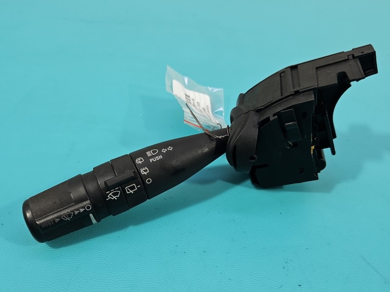 Przełącznik kierunkowskazów świateł Dodge Caravan V 07-20 28110682