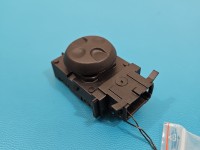 Przełącznik przód - prawa, Europejska, PRAWY PRZÓD ustawień fotela PASAŻERA Peugeot 508 II 18- 98125345XT