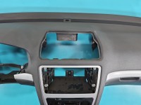 Deska rozdzielcza airbag pasażera kokpit Skoda Octavia II