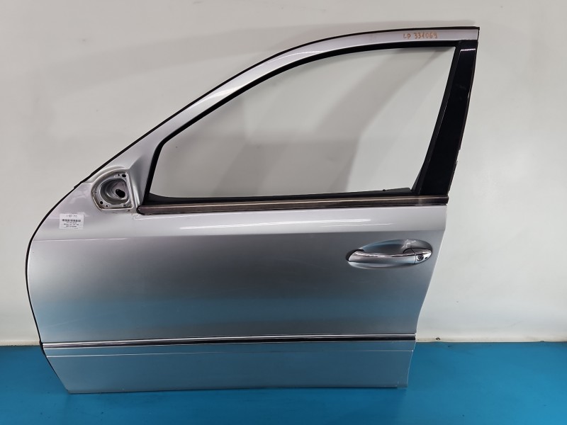 DRZWI PRZÓD LEWE KIEROWCY Mercedes W211 4d srebrny 744
