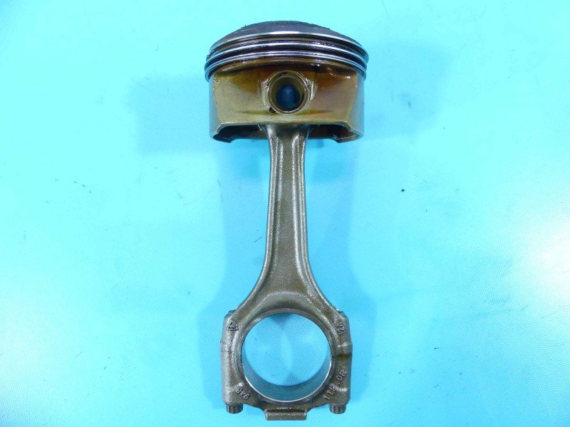 Tłok Porsche Panamera I 970 M4840 4.8 V8 400KM