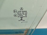 Szyba drzwi przód lewa Mercedes W213 kombi