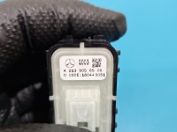 Przełącznik Składania kanapy prawy tył Mercedes W213 A2139056506
