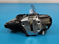 Zamek przód lewy Suzuki Swift Mk6 EUROPA 8pin.