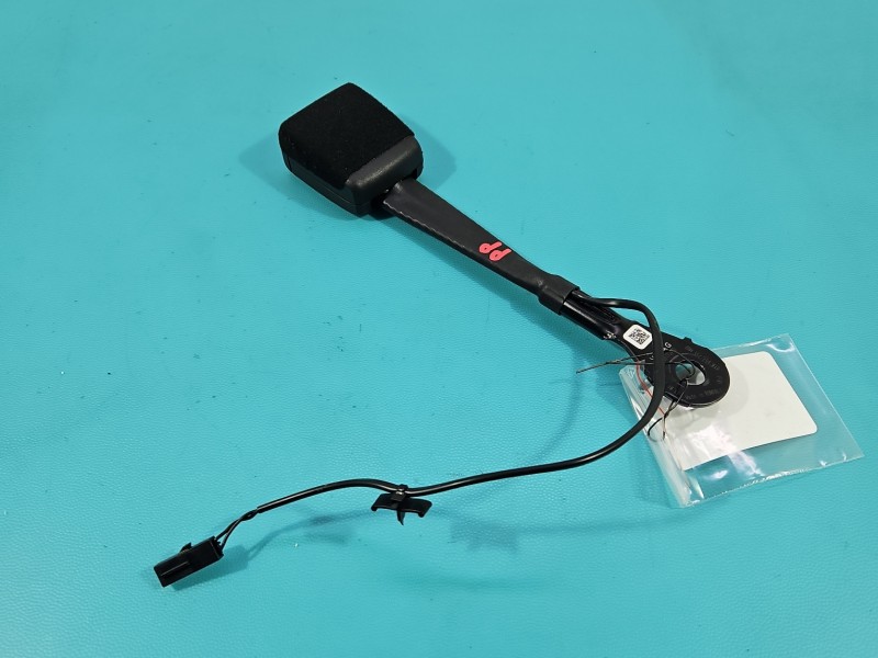 Pas bezpieczeństwa przód prawy pasażera 8Y0857755 Skoda Superb IV