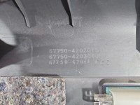 Tapicerka klapy boczek bagażnika Toyota Rav4 III 05- 67750-42020