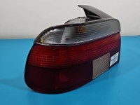 Lampa tył lewa Bmw e39 sedan Producent części: BMW, delikatnie pęknięta 95-00 EUROPA