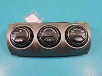 Konsola panel nawiewu Honda CR-V II D026Z