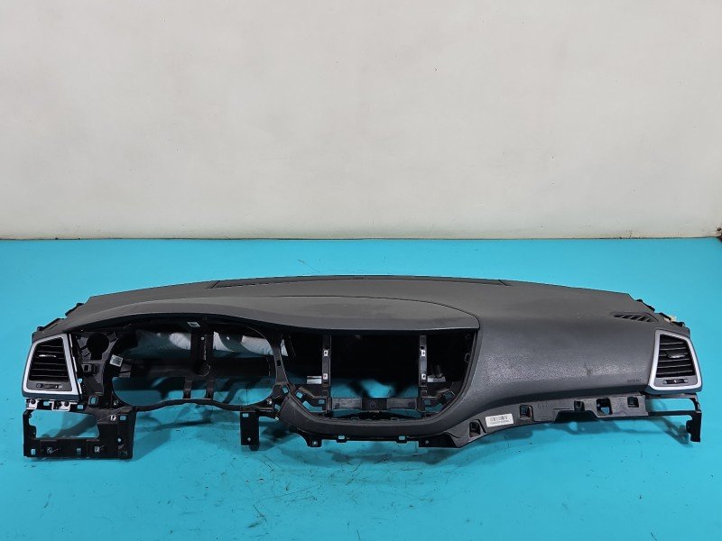 Deska rozdzielcza konsola kokpit Hyundai Tucson III 15-20 eu Deska rozdzielcza konsola kokpit Hyundai Tucson III 15-20 eu