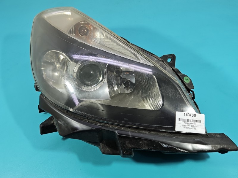 Reflektor prawy lampa przód Renault Clio III EUROPA 8200865604, 89902795