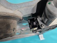 Podnośnik przód prawy Vw Transporter T5 6Q2959801E 5d HB