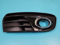 Zaślepka kratka zderzaka prawa atrapa AUDI Q5 08- 8R0807682J