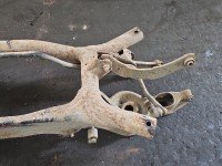 Tylna belka oś tył Peugeot 4007 2.2 hdi