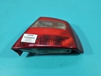 Lampa tył prawa Mitsubishi Carisma sedan EUROPA