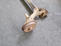 Tylna belka oś tył Vw Golf III 1.8 jedn