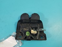 Zamek klapy tył 8E9827520 Audi A4 B6 kombi Producent części: Audi, Europejska, Zadrapania na plastikowej obudowie