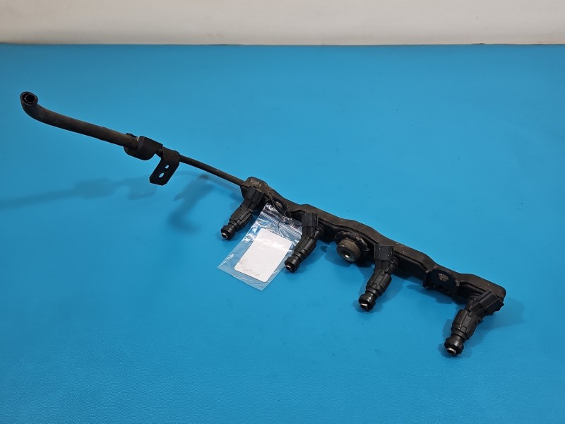 Wtryskiwacz Toyota Corolla E11 23250-0D030 1.4 vvti