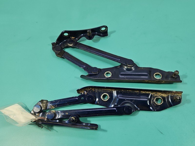 Zawias klapy tył tylnej infiniti Q50 I 13-17