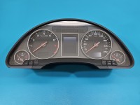Licznik Audi A4 B6 2.0 20V 8E0920900L EUROPA