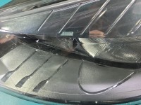 Reflektor lewy lampa przód Renault Fluence EUROPA 260600078R