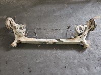 Tylna belka oś tył Honda Jazz II 1.3 wiel