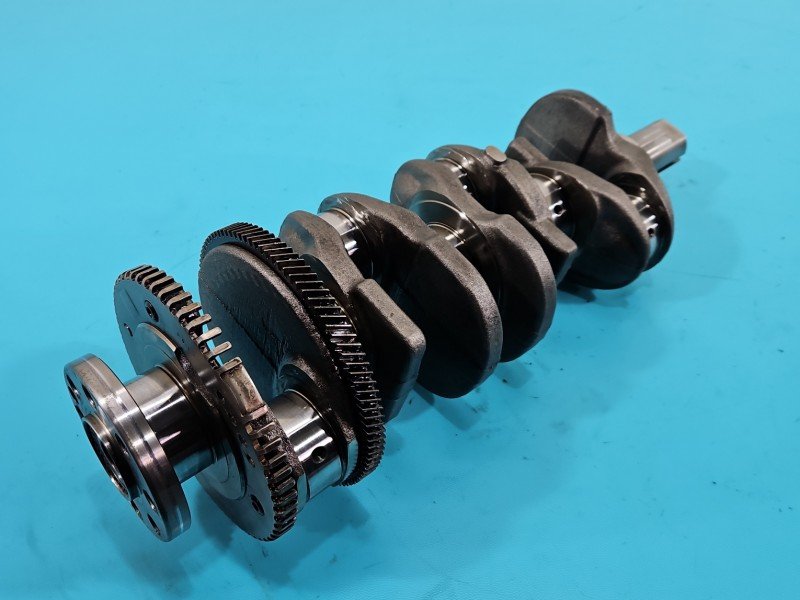 Wał korbowy Nissan X-trail II T31 M9R1850 2.0 dci (M9R1850) 173KM