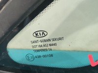 Szyba karoseryjna przód lewa Kia Ceed II 12-18 drzwi kombi