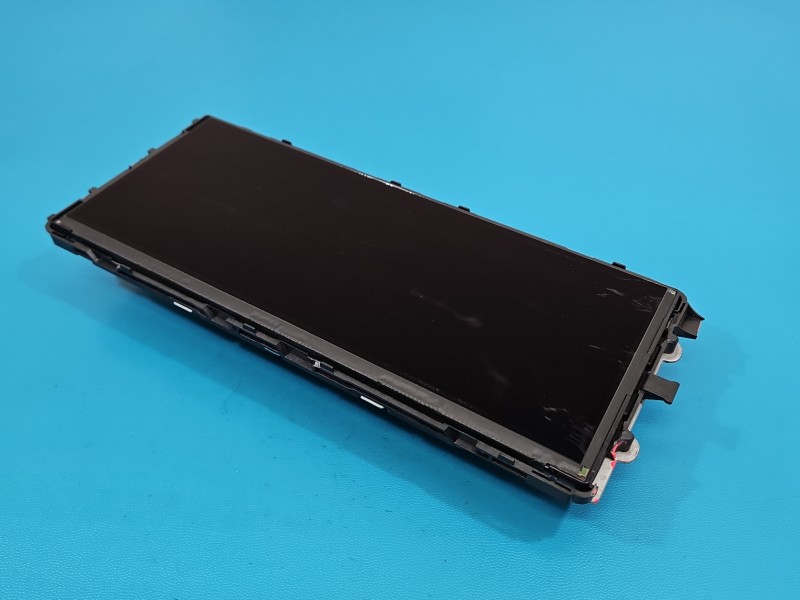Wyświetlacz monitor Mercedes W213 A2139009220