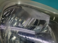 Reflektor prawy lampa przód Toyota Yaris III EUROPA