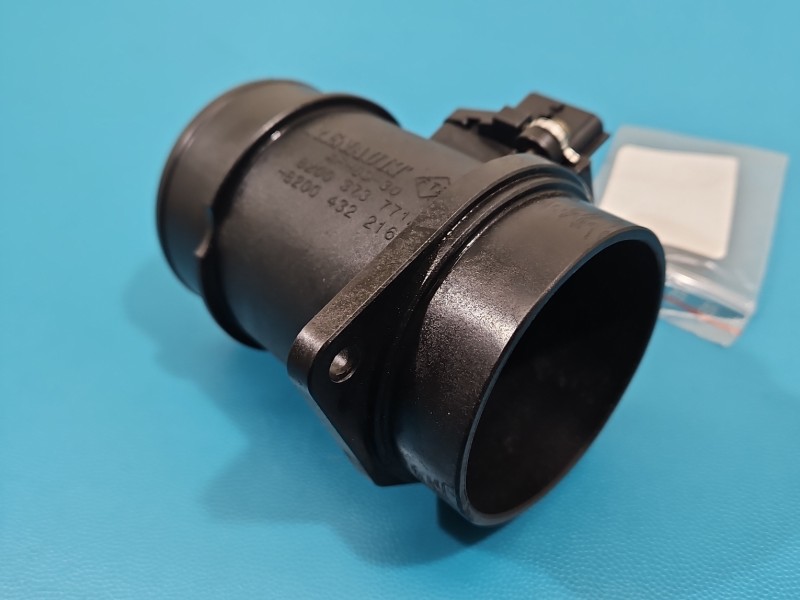 Przepływomierz Renault Laguna III 8200373771, 8200432216, H820043216 2.0 16V (M4R704)