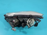 Reflektor prawy lampa przód Toyota Avensis II T25 EUROPA