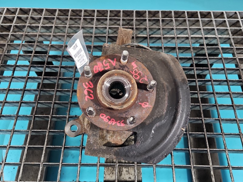 Zwrotnica lewa piasta przód 2.0 dci Nissan Qashqai I J10 06-13