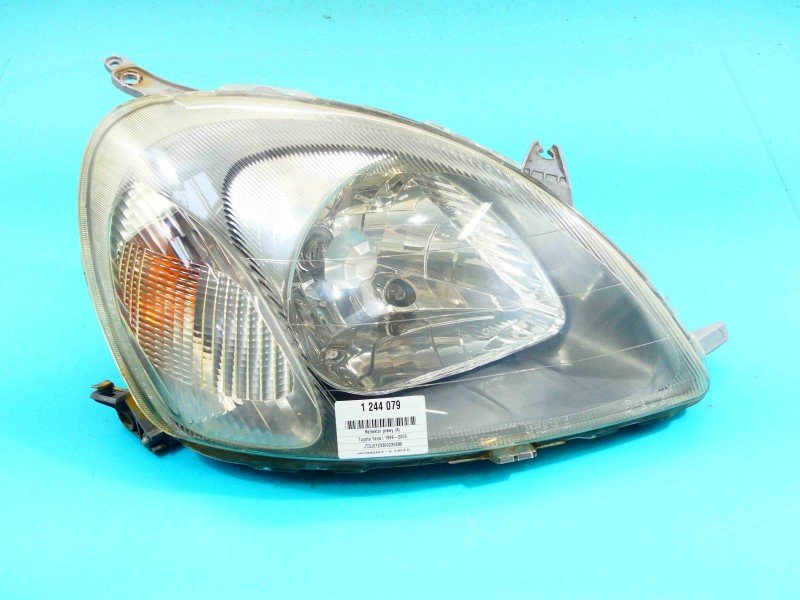 Reflektor prawy lampa przód Toyota Yaris I 99-05 EUROPA