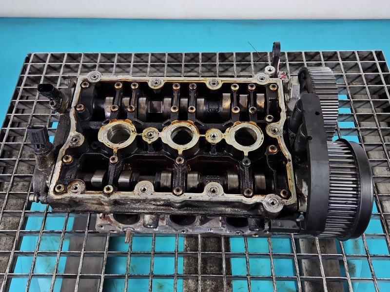 Głowica Audi A6 C5 06C103373E 3.0 V6 Głowica Audi A6 C5 06C103373E 3.0 V6
