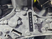 Lampa tył lewa błotnika Toyota Avensis II T25 HB EUROPA