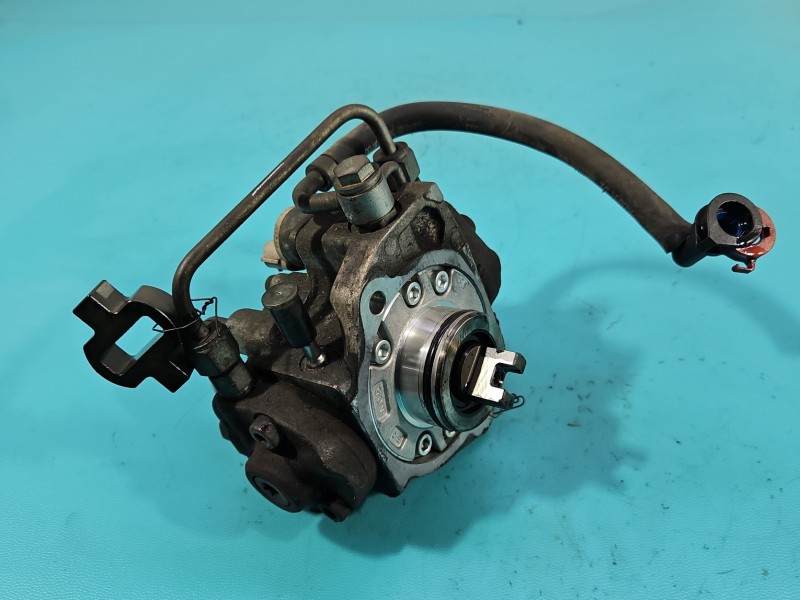 Pompa wtryskowa Toyota Avensis II T25 22100-0R021 2.2 d-cat